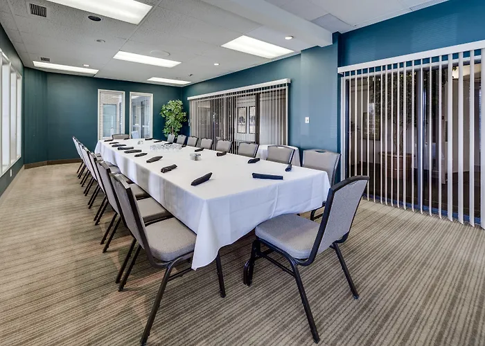 Heritage Inn Hotel & Convention Centre - Cranbrook