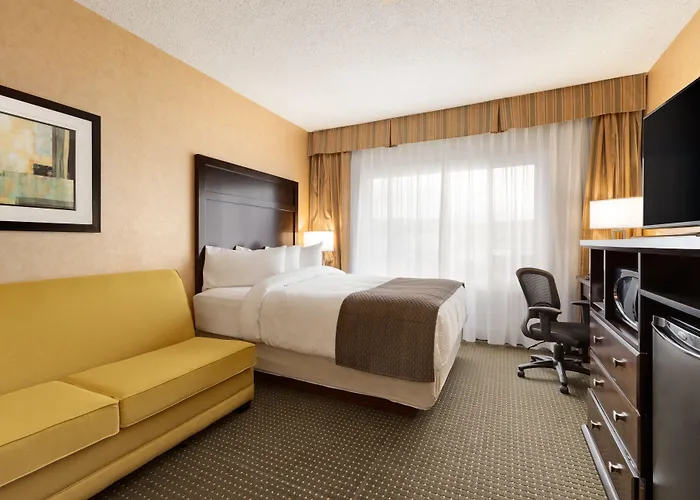 Days Inn By Wyndham Cranbrook Conference Centre
