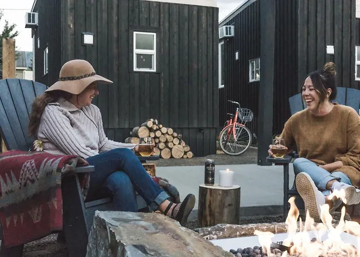 Tiny Homes By Snow Valley Lodging